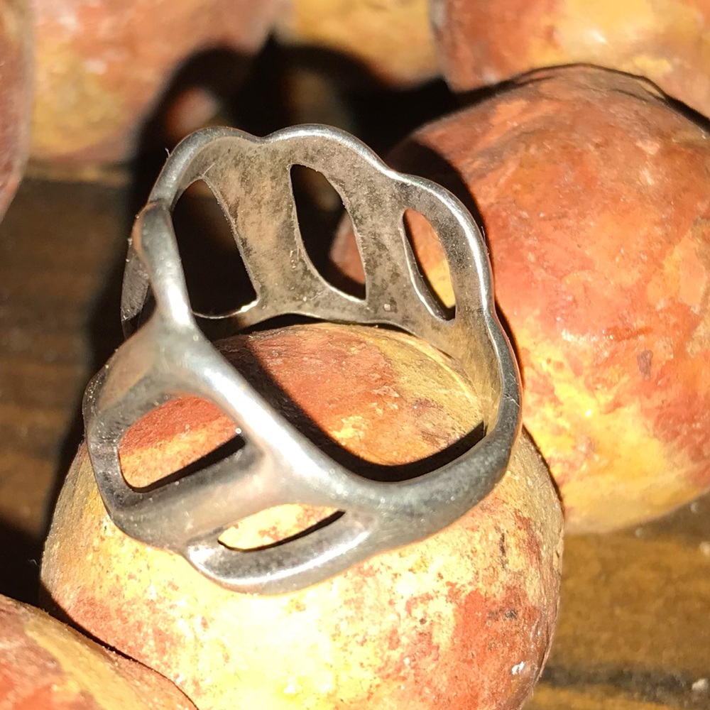 Sterling silver ring - Picture 2 of 3